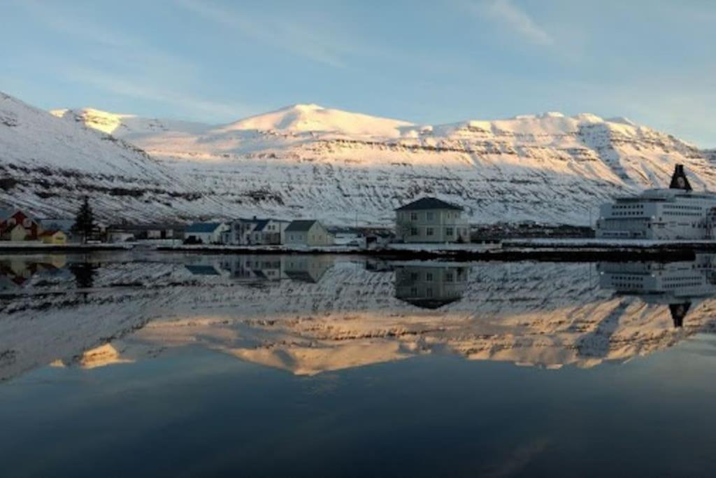 Appartement Nylenda à Seyðisfjörður Extérieur photo